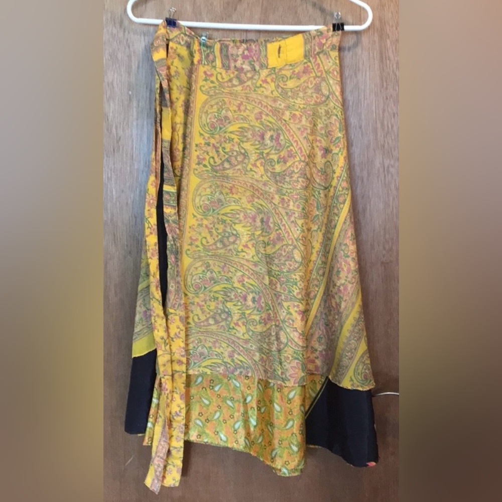 Jedzebel Silk Sari Magic Skirt Wrap - Picture 15 of 16